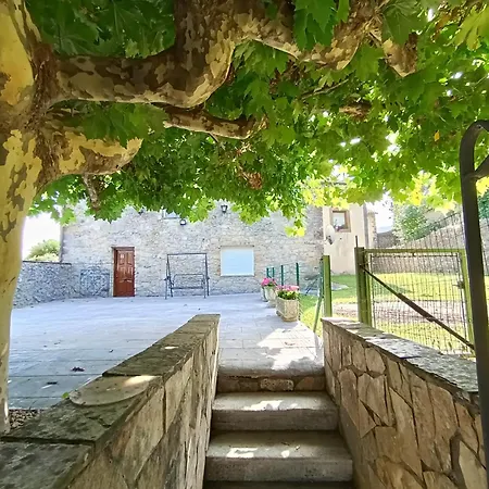Con Jardin En Cantabria Chalet Solorzano