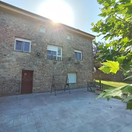 Chalet Con Jardin En Cantabria Solorzano